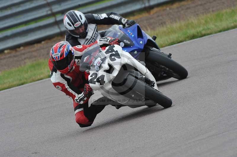 Rockingham no limits trackday;enduro digital images;event digital images;eventdigitalimages;no limits trackdays;peter wileman photography;racing digital images;rockingham raceway northamptonshire;rockingham trackday photographs;trackday digital images;trackday photos