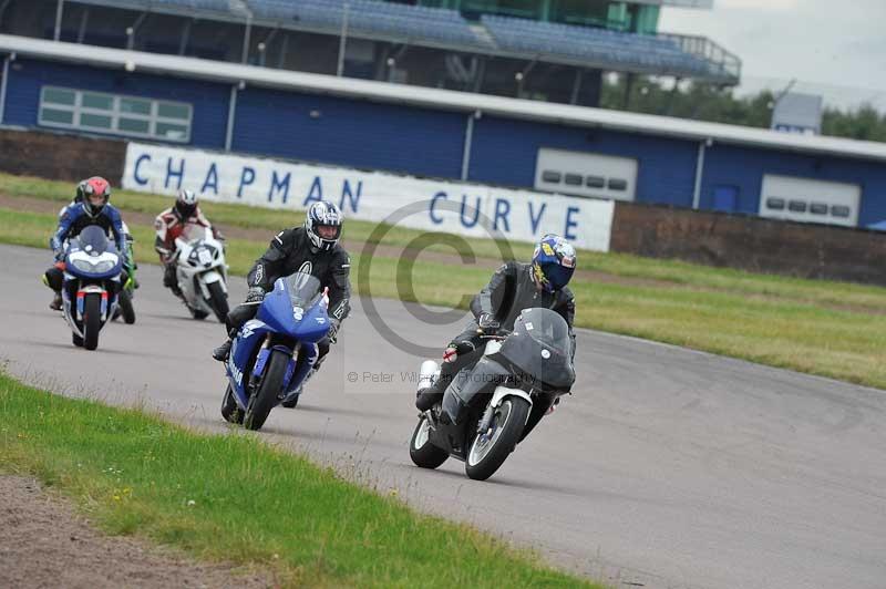 Rockingham no limits trackday;enduro digital images;event digital images;eventdigitalimages;no limits trackdays;peter wileman photography;racing digital images;rockingham raceway northamptonshire;rockingham trackday photographs;trackday digital images;trackday photos