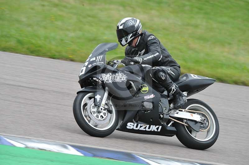 Rockingham no limits trackday;enduro digital images;event digital images;eventdigitalimages;no limits trackdays;peter wileman photography;racing digital images;rockingham raceway northamptonshire;rockingham trackday photographs;trackday digital images;trackday photos