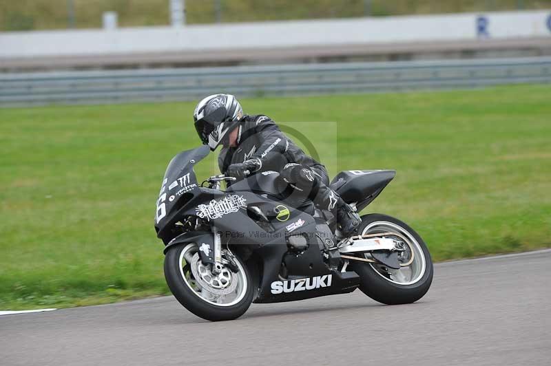 Rockingham no limits trackday;enduro digital images;event digital images;eventdigitalimages;no limits trackdays;peter wileman photography;racing digital images;rockingham raceway northamptonshire;rockingham trackday photographs;trackday digital images;trackday photos