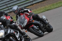 Rockingham-no-limits-trackday;enduro-digital-images;event-digital-images;eventdigitalimages;no-limits-trackdays;peter-wileman-photography;racing-digital-images;rockingham-raceway-northamptonshire;rockingham-trackday-photographs;trackday-digital-images;trackday-photos