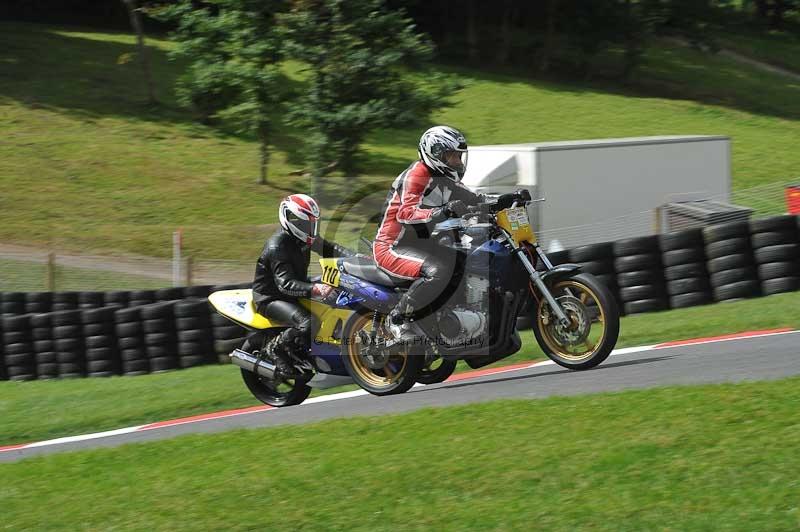 cadwell no limits trackday;cadwell park;cadwell park photographs;cadwell trackday photographs;enduro digital images;event digital images;eventdigitalimages;no limits trackdays;peter wileman photography;racing digital images;trackday digital images;trackday photos
