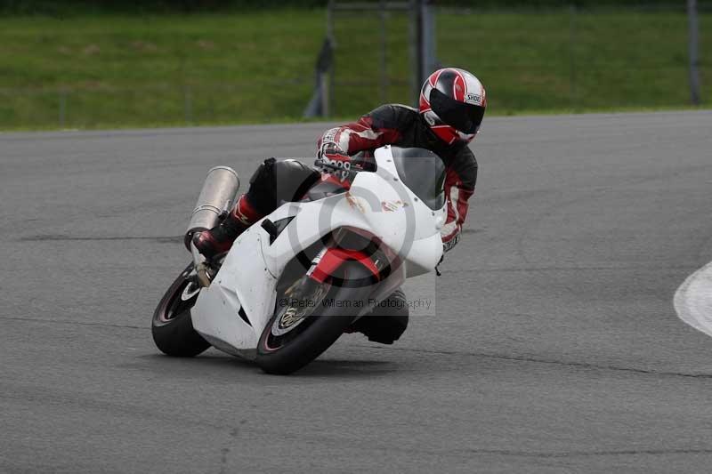 anglesey;brands hatch;cadwell park;croft;donington park;enduro digital images;event digital images;eventdigitalimages;mallory;no limits;oulton park;peter wileman photography;racing digital images;silverstone;snetterton;trackday digital images;trackday photos;welsh 2 day enduro