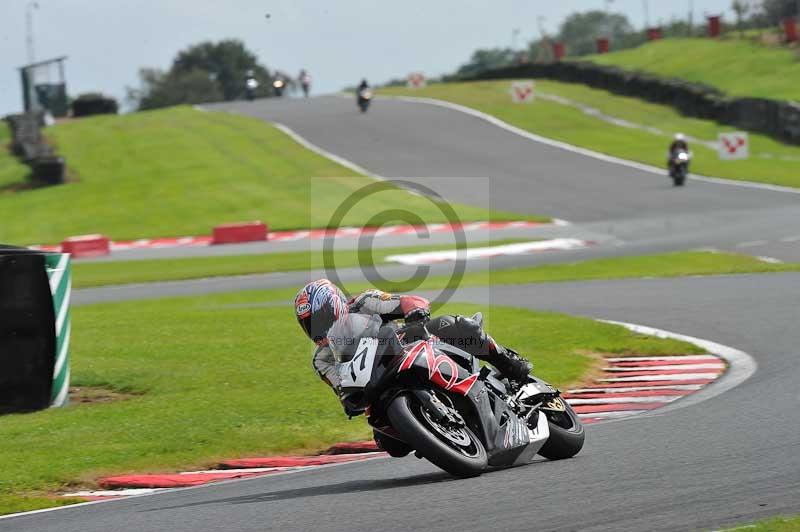 enduro digital images;event digital images;eventdigitalimages;no limits trackdays;oulton no limits trackday;oulton park cheshire;oulton trackday photographs;peter wileman photography;racing digital images;trackday digital images;trackday photos
