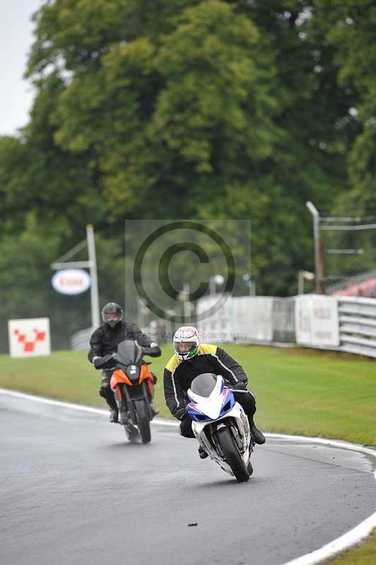 enduro digital images;event digital images;eventdigitalimages;no limits trackdays;oulton no limits trackday;oulton park cheshire;oulton trackday photographs;peter wileman photography;racing digital images;trackday digital images;trackday photos