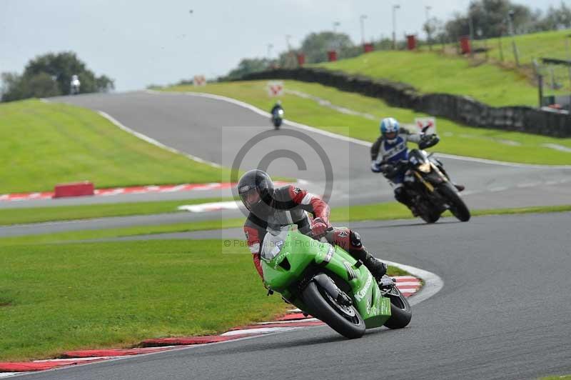 enduro digital images;event digital images;eventdigitalimages;no limits trackdays;oulton no limits trackday;oulton park cheshire;oulton trackday photographs;peter wileman photography;racing digital images;trackday digital images;trackday photos