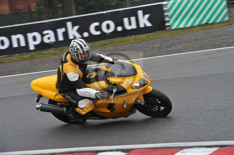 enduro digital images;event digital images;eventdigitalimages;no limits trackdays;oulton no limits trackday;oulton park cheshire;oulton trackday photographs;peter wileman photography;racing digital images;trackday digital images;trackday photos