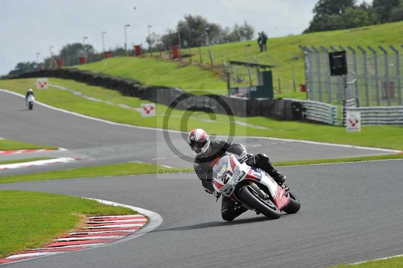 enduro digital images;event digital images;eventdigitalimages;no limits trackdays;oulton no limits trackday;oulton park cheshire;oulton trackday photographs;peter wileman photography;racing digital images;trackday digital images;trackday photos