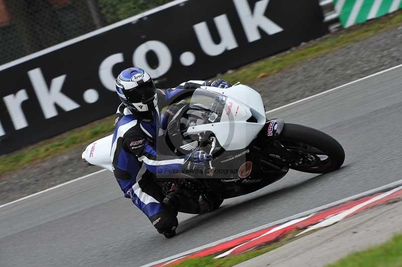 enduro digital images;event digital images;eventdigitalimages;no limits trackdays;oulton no limits trackday;oulton park cheshire;oulton trackday photographs;peter wileman photography;racing digital images;trackday digital images;trackday photos