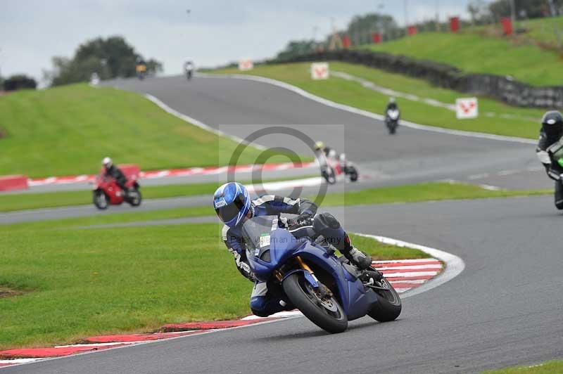 enduro digital images;event digital images;eventdigitalimages;no limits trackdays;oulton no limits trackday;oulton park cheshire;oulton trackday photographs;peter wileman photography;racing digital images;trackday digital images;trackday photos