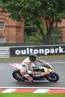 enduro-digital-images;event-digital-images;eventdigitalimages;no-limits-trackdays;oulton-no-limits-trackday;oulton-park-cheshire;oulton-trackday-photographs;peter-wileman-photography;racing-digital-images;trackday-digital-images;trackday-photos