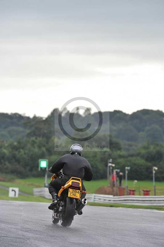 enduro digital images;event digital images;eventdigitalimages;no limits trackdays;oulton no limits trackday;oulton park cheshire;oulton trackday photographs;peter wileman photography;racing digital images;trackday digital images;trackday photos