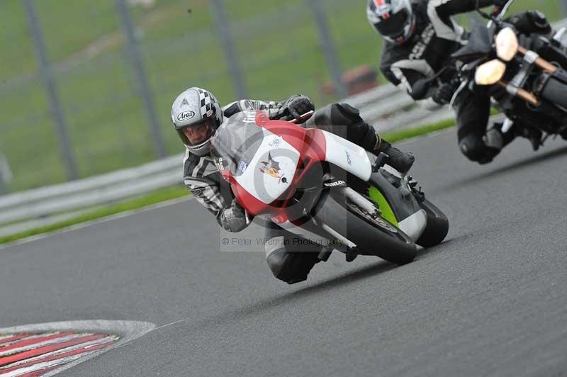 enduro digital images;event digital images;eventdigitalimages;no limits trackdays;oulton no limits trackday;oulton park cheshire;oulton trackday photographs;peter wileman photography;racing digital images;trackday digital images;trackday photos