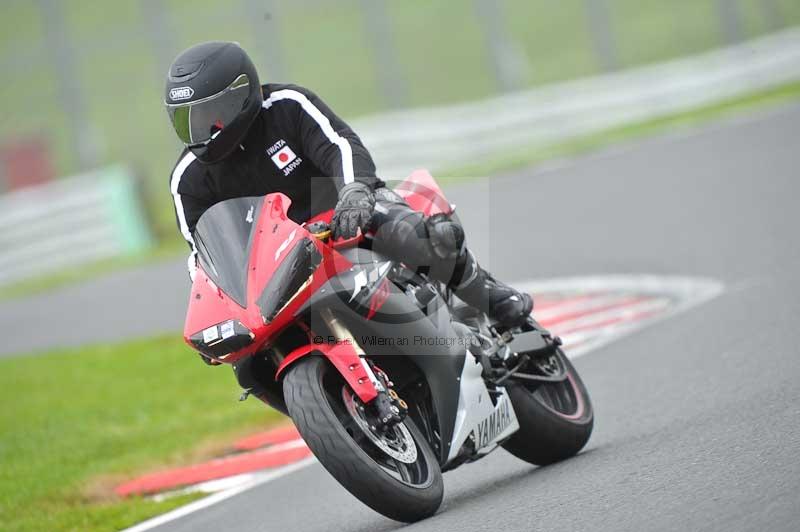 enduro digital images;event digital images;eventdigitalimages;no limits trackdays;oulton no limits trackday;oulton park cheshire;oulton trackday photographs;peter wileman photography;racing digital images;trackday digital images;trackday photos