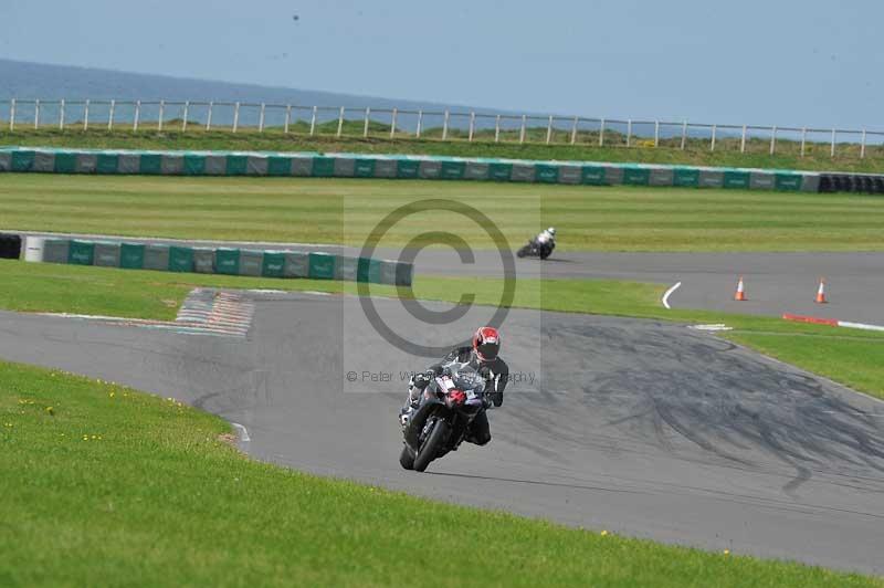 Motorcycle action photographs;anglesey circuit;anglesey trackday photographs;event digital images;eventdigitalimages;no limits trackday;oulton park circuit cheshire;peter wileman photography;trackday;trackday digital images;trackday photos;ty croes circuit wales