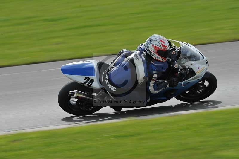 Motorcycle action photographs;anglesey circuit;anglesey trackday photographs;event digital images;eventdigitalimages;no limits trackday;oulton park circuit cheshire;peter wileman photography;trackday;trackday digital images;trackday photos;ty croes circuit wales