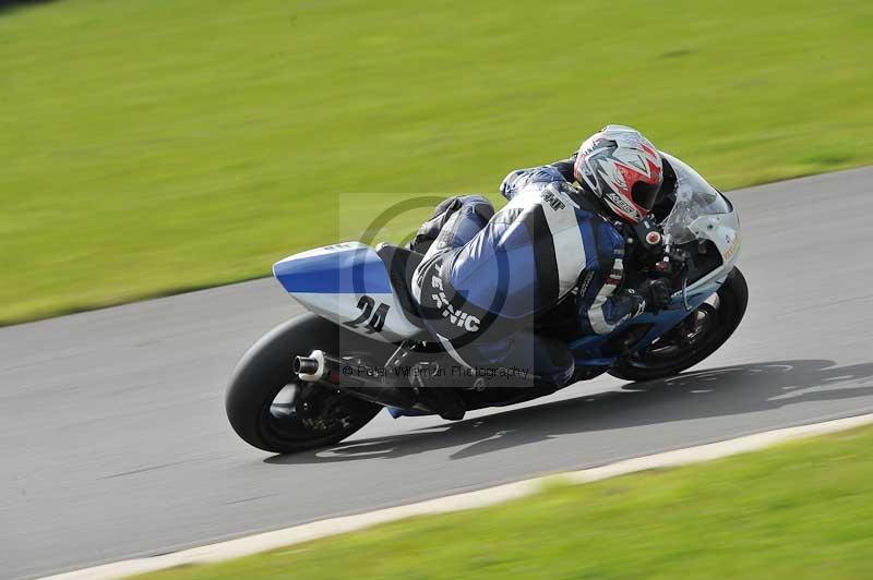 Motorcycle action photographs;anglesey circuit;anglesey trackday photographs;event digital images;eventdigitalimages;no limits trackday;oulton park circuit cheshire;peter wileman photography;trackday;trackday digital images;trackday photos;ty croes circuit wales
