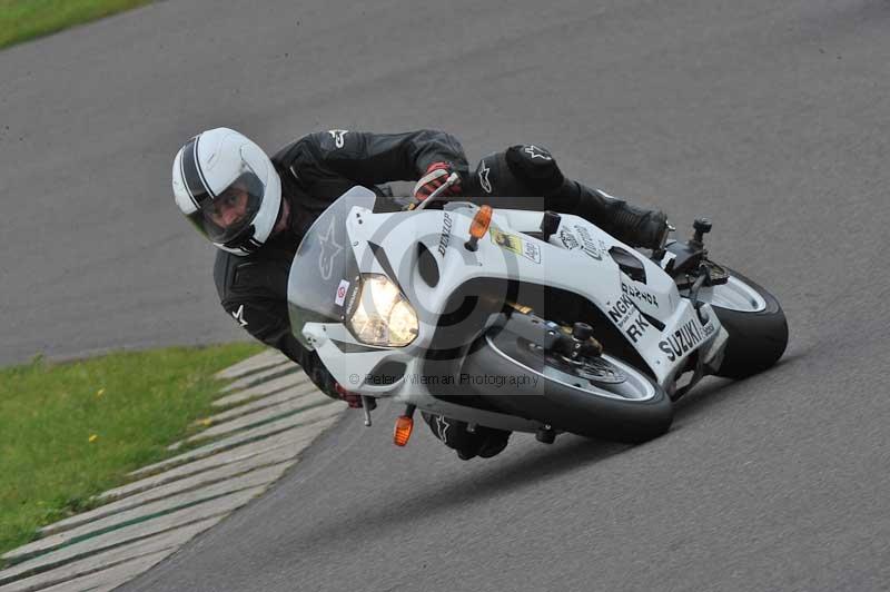 Motorcycle action photographs;anglesey circuit;anglesey trackday photographs;event digital images;eventdigitalimages;no limits trackday;oulton park circuit cheshire;peter wileman photography;trackday;trackday digital images;trackday photos;ty croes circuit wales