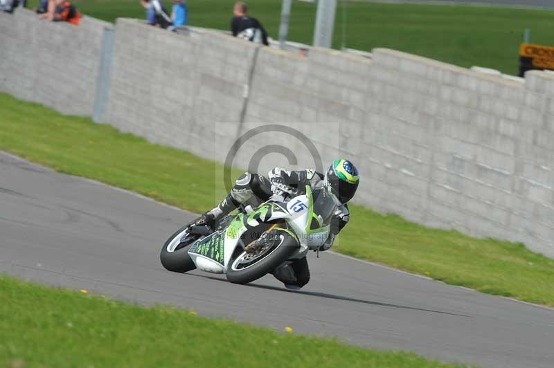 Motorcycle action photographs;anglesey circuit;anglesey trackday photographs;event digital images;eventdigitalimages;no limits trackday;oulton park circuit cheshire;peter wileman photography;trackday;trackday digital images;trackday photos;ty croes circuit wales