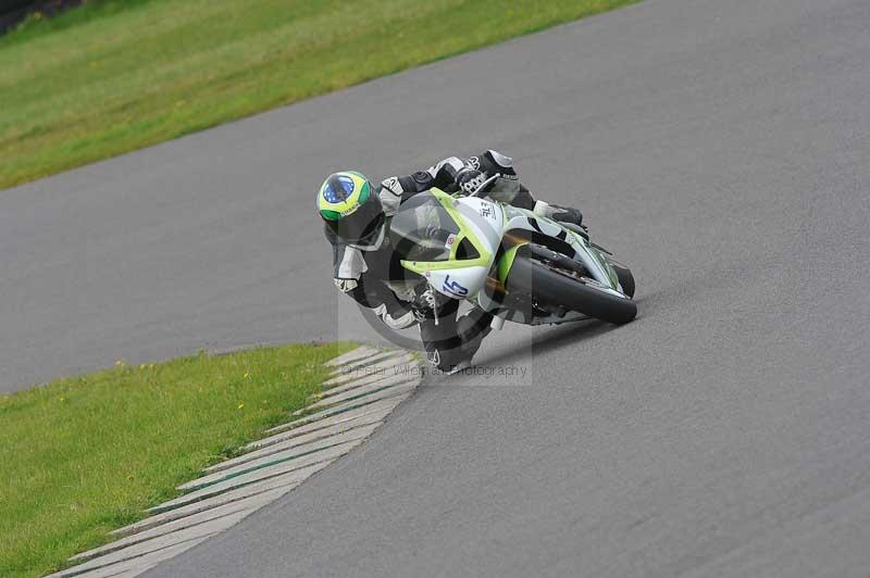 Motorcycle action photographs;anglesey circuit;anglesey trackday photographs;event digital images;eventdigitalimages;no limits trackday;oulton park circuit cheshire;peter wileman photography;trackday;trackday digital images;trackday photos;ty croes circuit wales