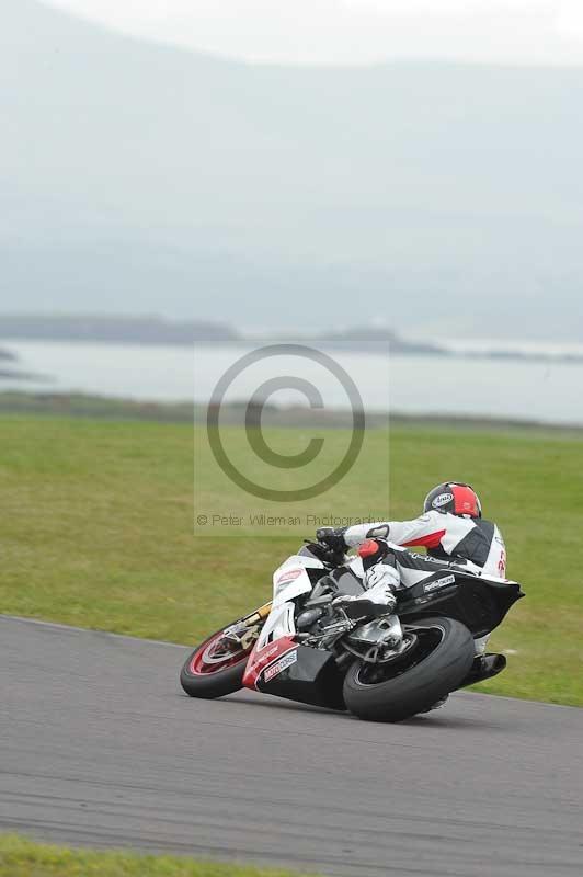 Motorcycle action photographs;anglesey circuit;anglesey trackday photographs;event digital images;eventdigitalimages;no limits trackday;oulton park circuit cheshire;peter wileman photography;trackday;trackday digital images;trackday photos;ty croes circuit wales