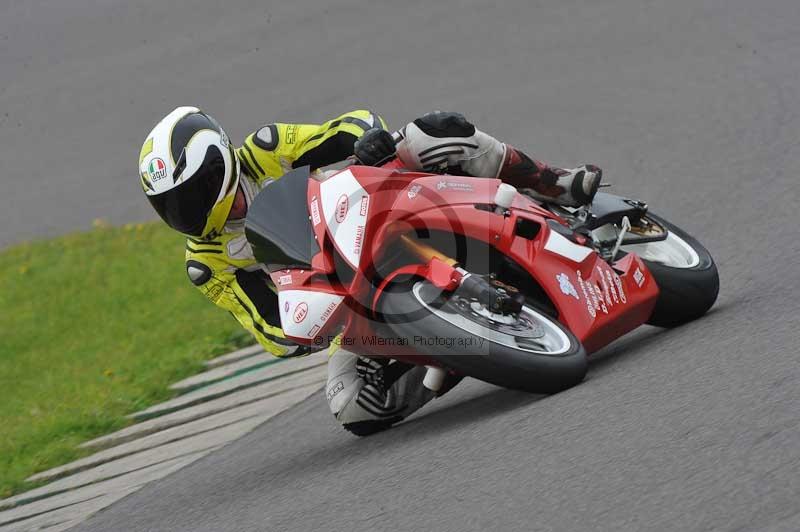 Motorcycle action photographs;anglesey circuit;anglesey trackday photographs;event digital images;eventdigitalimages;no limits trackday;oulton park circuit cheshire;peter wileman photography;trackday;trackday digital images;trackday photos;ty croes circuit wales