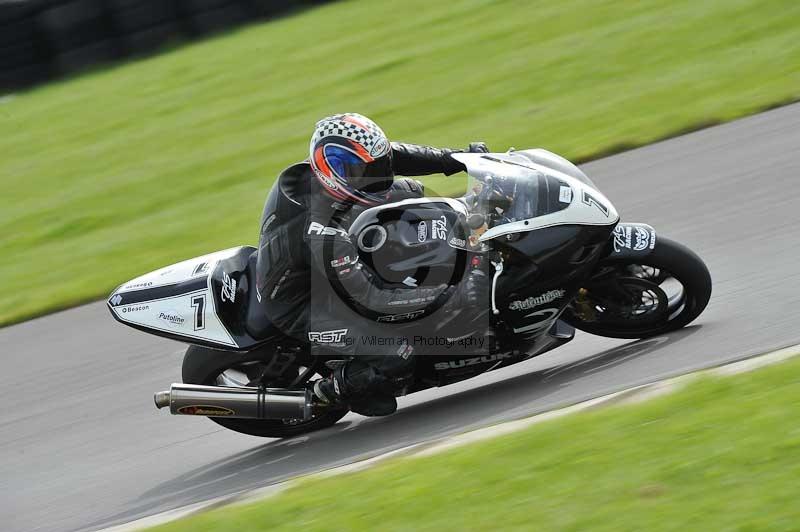 Motorcycle action photographs;anglesey circuit;anglesey trackday photographs;event digital images;eventdigitalimages;no limits trackday;oulton park circuit cheshire;peter wileman photography;trackday;trackday digital images;trackday photos;ty croes circuit wales