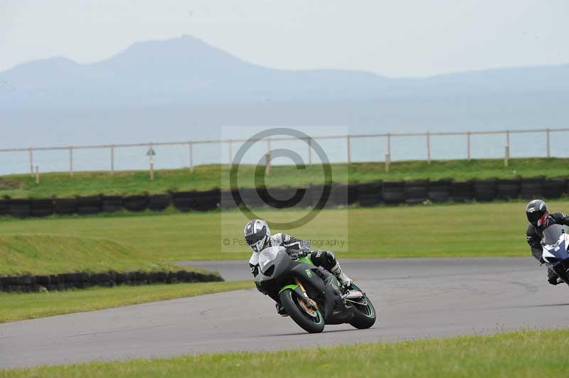 Motorcycle action photographs;anglesey circuit;anglesey trackday photographs;event digital images;eventdigitalimages;no limits trackday;oulton park circuit cheshire;peter wileman photography;trackday;trackday digital images;trackday photos;ty croes circuit wales