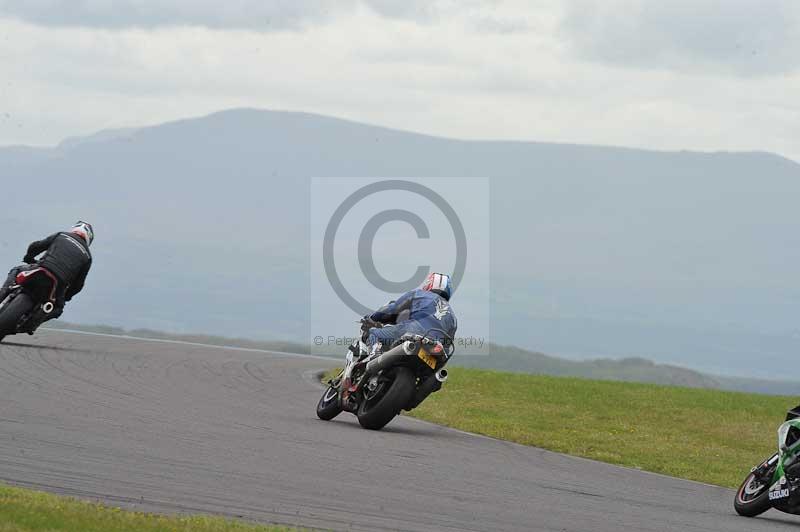 Motorcycle action photographs;anglesey circuit;anglesey trackday photographs;event digital images;eventdigitalimages;no limits trackday;oulton park circuit cheshire;peter wileman photography;trackday;trackday digital images;trackday photos;ty croes circuit wales