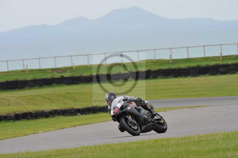 Motorcycle action photographs;anglesey circuit;anglesey trackday photographs;event digital images;eventdigitalimages;no limits trackday;oulton park circuit cheshire;peter wileman photography;trackday;trackday digital images;trackday photos;ty croes circuit wales