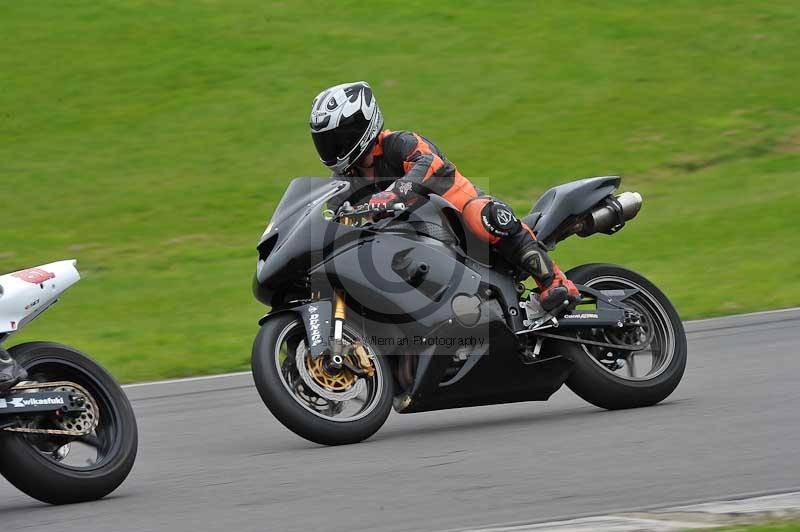 Motorcycle action photographs;anglesey circuit;anglesey trackday photographs;event digital images;eventdigitalimages;no limits trackday;oulton park circuit cheshire;peter wileman photography;trackday;trackday digital images;trackday photos;ty croes circuit wales