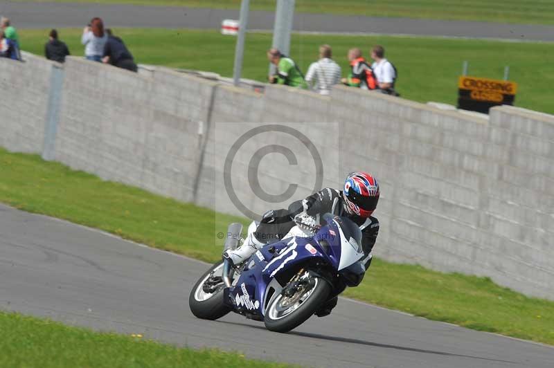 Motorcycle action photographs;anglesey circuit;anglesey trackday photographs;event digital images;eventdigitalimages;no limits trackday;oulton park circuit cheshire;peter wileman photography;trackday;trackday digital images;trackday photos;ty croes circuit wales