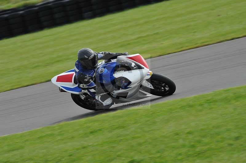 Motorcycle action photographs;anglesey circuit;anglesey trackday photographs;event digital images;eventdigitalimages;no limits trackday;oulton park circuit cheshire;peter wileman photography;trackday;trackday digital images;trackday photos;ty croes circuit wales