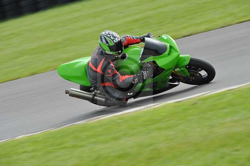 Motorcycle action photographs;anglesey circuit;anglesey trackday photographs;event digital images;eventdigitalimages;no limits trackday;oulton park circuit cheshire;peter wileman photography;trackday;trackday digital images;trackday photos;ty croes circuit wales