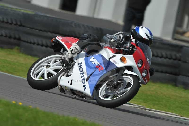 Motorcycle action photographs;anglesey circuit;anglesey trackday photographs;event digital images;eventdigitalimages;no limits trackday;oulton park circuit cheshire;peter wileman photography;trackday;trackday digital images;trackday photos;ty croes circuit wales