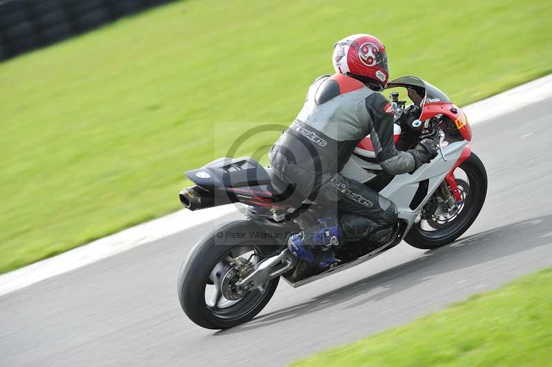 Motorcycle action photographs;anglesey circuit;anglesey trackday photographs;event digital images;eventdigitalimages;no limits trackday;oulton park circuit cheshire;peter wileman photography;trackday;trackday digital images;trackday photos;ty croes circuit wales