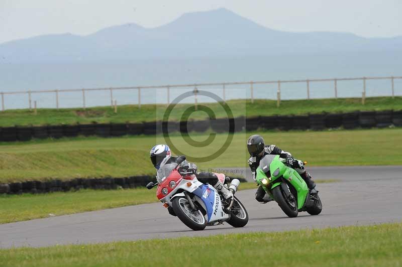 Motorcycle action photographs;anglesey circuit;anglesey trackday photographs;event digital images;eventdigitalimages;no limits trackday;oulton park circuit cheshire;peter wileman photography;trackday;trackday digital images;trackday photos;ty croes circuit wales
