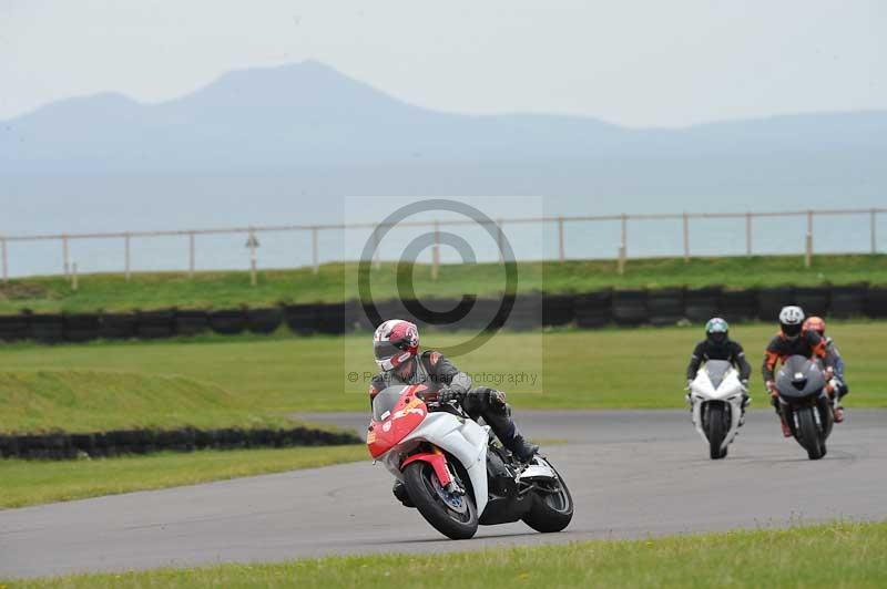 Motorcycle action photographs;anglesey circuit;anglesey trackday photographs;event digital images;eventdigitalimages;no limits trackday;oulton park circuit cheshire;peter wileman photography;trackday;trackday digital images;trackday photos;ty croes circuit wales