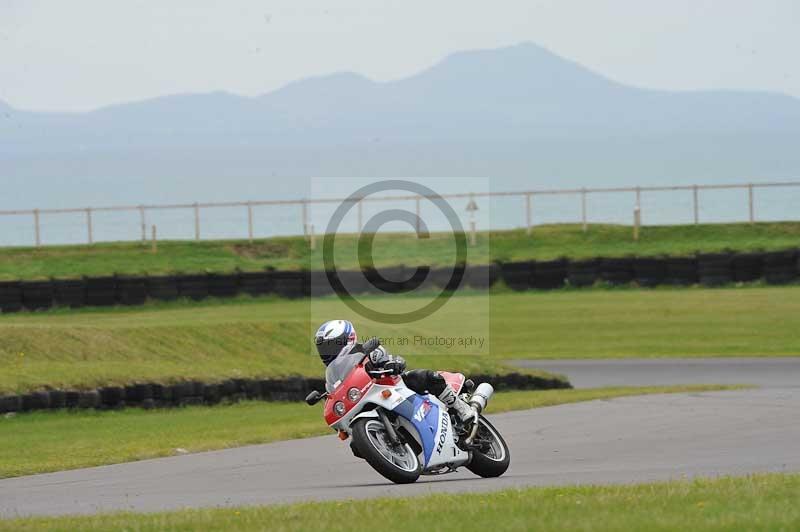 Motorcycle action photographs;anglesey circuit;anglesey trackday photographs;event digital images;eventdigitalimages;no limits trackday;oulton park circuit cheshire;peter wileman photography;trackday;trackday digital images;trackday photos;ty croes circuit wales