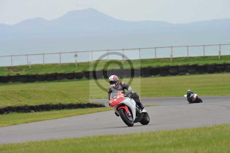 Motorcycle action photographs;anglesey circuit;anglesey trackday photographs;event digital images;eventdigitalimages;no limits trackday;oulton park circuit cheshire;peter wileman photography;trackday;trackday digital images;trackday photos;ty croes circuit wales