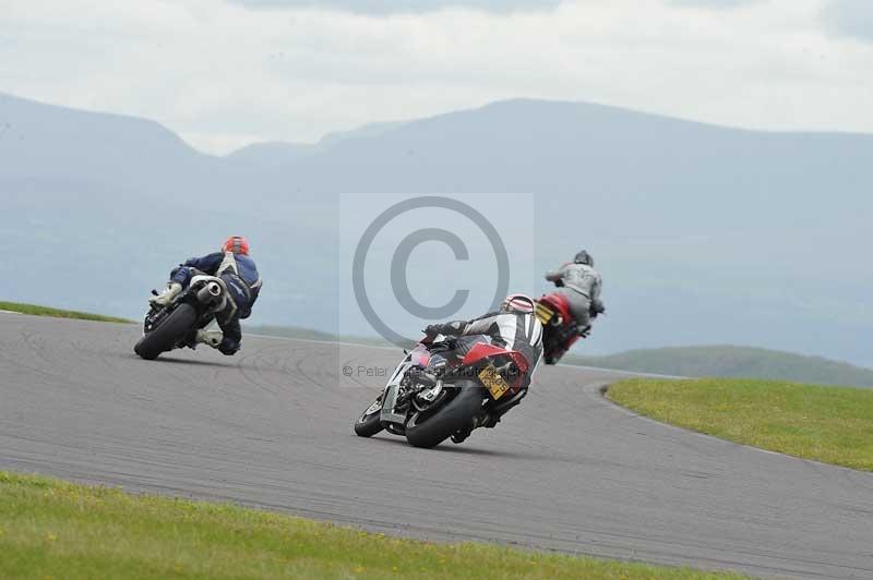 Motorcycle action photographs;anglesey circuit;anglesey trackday photographs;event digital images;eventdigitalimages;no limits trackday;oulton park circuit cheshire;peter wileman photography;trackday;trackday digital images;trackday photos;ty croes circuit wales