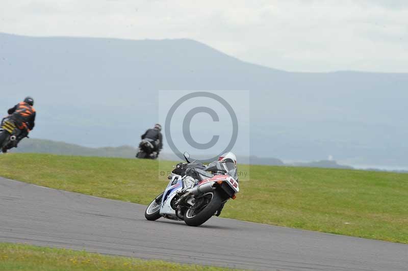 Motorcycle action photographs;anglesey circuit;anglesey trackday photographs;event digital images;eventdigitalimages;no limits trackday;oulton park circuit cheshire;peter wileman photography;trackday;trackday digital images;trackday photos;ty croes circuit wales