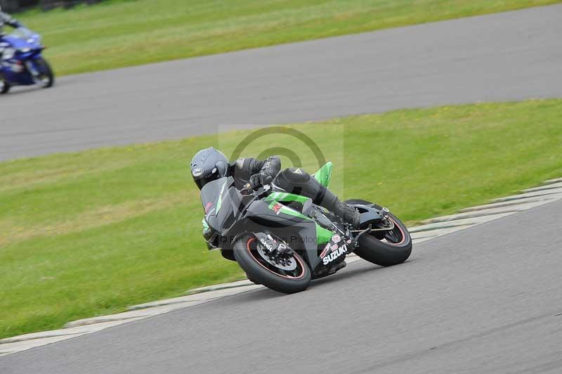 Motorcycle action photographs;anglesey circuit;anglesey trackday photographs;event digital images;eventdigitalimages;no limits trackday;oulton park circuit cheshire;peter wileman photography;trackday;trackday digital images;trackday photos;ty croes circuit wales