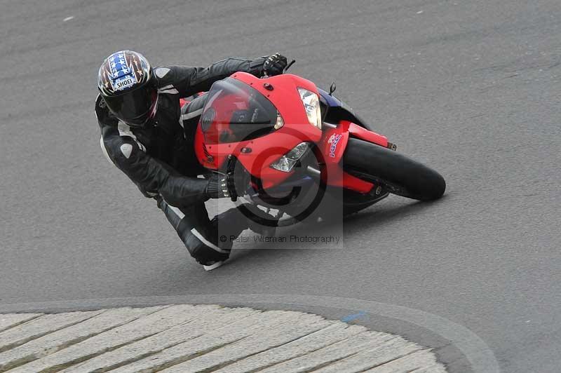 Motorcycle action photographs;anglesey circuit;anglesey trackday photographs;event digital images;eventdigitalimages;no limits trackday;oulton park circuit cheshire;peter wileman photography;trackday;trackday digital images;trackday photos;ty croes circuit wales