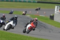 Motorcycle-action-photographs;anglesey-circuit;anglesey-trackday-photographs;event-digital-images;eventdigitalimages;no-limits-trackday;oulton-park-circuit-cheshire;peter-wileman-photography;trackday;trackday-digital-images;trackday-photos;ty-croes-circuit-wales