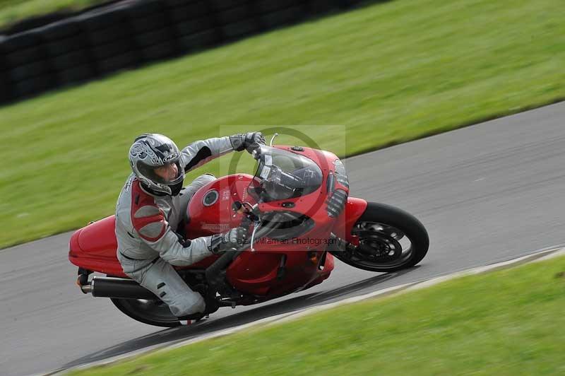 Motorcycle action photographs;anglesey circuit;anglesey trackday photographs;event digital images;eventdigitalimages;no limits trackday;oulton park circuit cheshire;peter wileman photography;trackday;trackday digital images;trackday photos;ty croes circuit wales