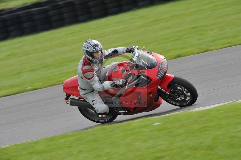 Motorcycle action photographs;anglesey circuit;anglesey trackday photographs;event digital images;eventdigitalimages;no limits trackday;oulton park circuit cheshire;peter wileman photography;trackday;trackday digital images;trackday photos;ty croes circuit wales