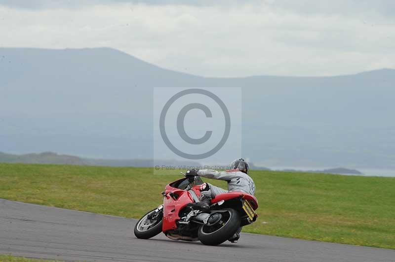 Motorcycle action photographs;anglesey circuit;anglesey trackday photographs;event digital images;eventdigitalimages;no limits trackday;oulton park circuit cheshire;peter wileman photography;trackday;trackday digital images;trackday photos;ty croes circuit wales