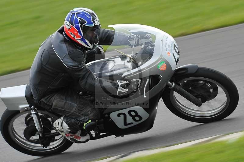 Motorcycle action photographs;anglesey circuit;anglesey trackday photographs;event digital images;eventdigitalimages;no limits trackday;oulton park circuit cheshire;peter wileman photography;trackday;trackday digital images;trackday photos;ty croes circuit wales