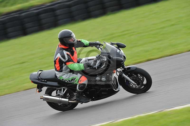 Motorcycle action photographs;anglesey circuit;anglesey trackday photographs;event digital images;eventdigitalimages;no limits trackday;oulton park circuit cheshire;peter wileman photography;trackday;trackday digital images;trackday photos;ty croes circuit wales